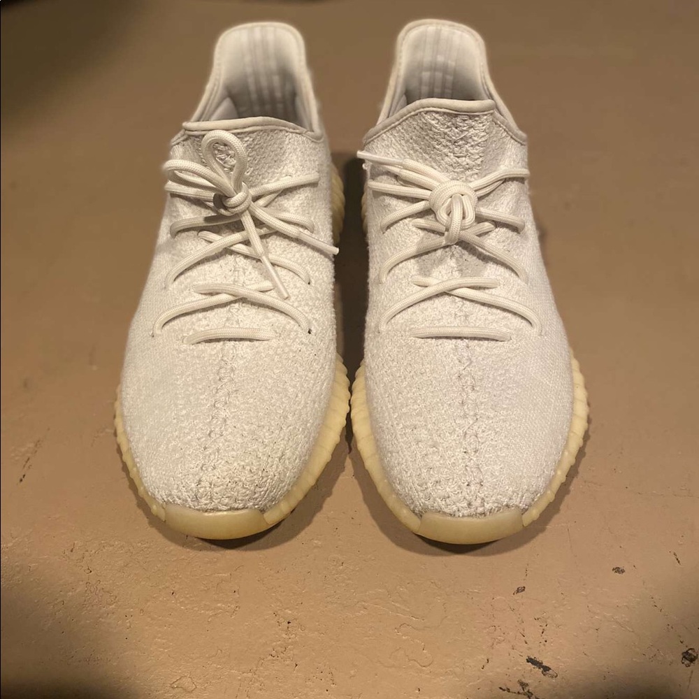Yeezy 350 v2 creams